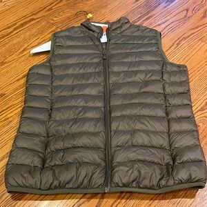 Joe Fresh Woman’s Green Puffer Vest Size L